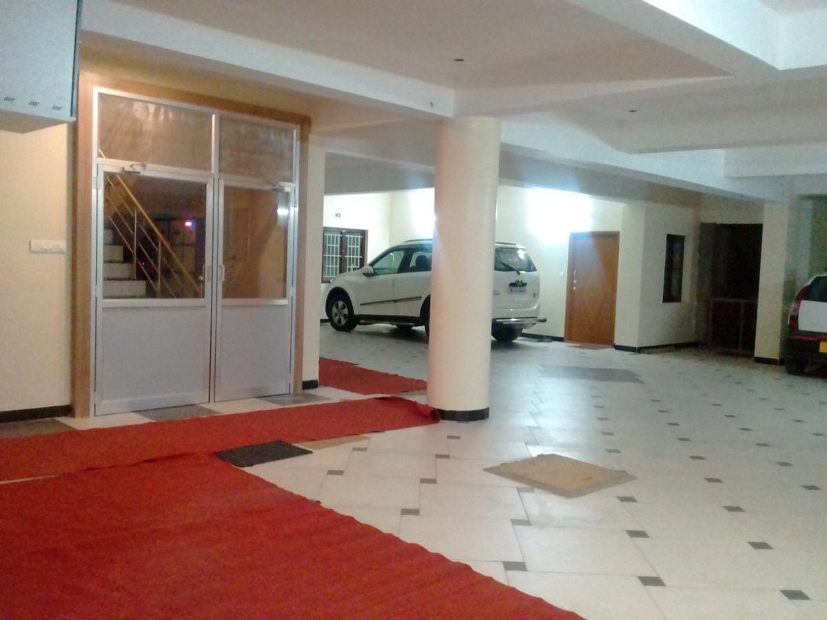 Hotel Lovely Nest Coimbatore Dış mekan fotoğraf